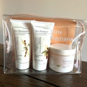 Bath & Body Works WARM Vanilla Sugar Skin Renewal+ Anti Aging Body Lotion Set